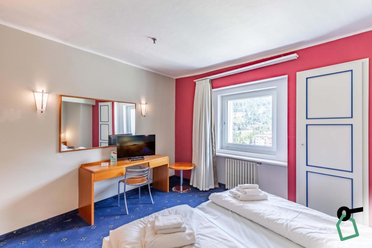 Hotiday Room Collection - Sauze Torre Соз-д'Улькс Екстер'єр фото