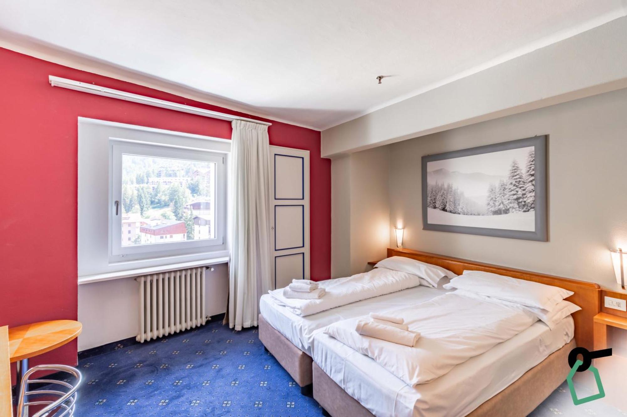 Hotiday Room Collection - Sauze Torre Соз-д'Улькс Екстер'єр фото